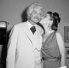 All the president's men actor hal holbrook has died at the age of 95. Hal Holbrook Channeling Mark Twain For Nearly 6 Decades Arts And Theater Stltoday Com