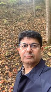 One way to express gratitude is by connecting with nature. I’m back in my  neighborhood for my annual ritual of appreciating the fall colours. This is  just a sneak preview of the season—more to come. , ...