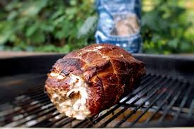 Geraucherter Schweinebraten Smokewood Whiskey Trifft Rollbraten Rezept Schweinebraten Geraucherter Schweinebraten Rollbraten