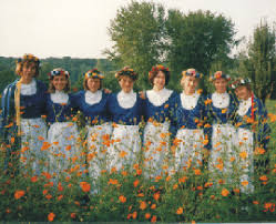 It is the fourth largest town in kilpennathur taluk and has one railway station. Der Verein Tsv Tandaradei Bochum