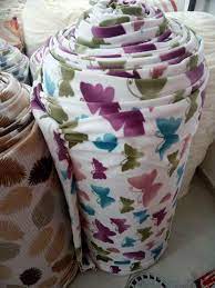 Bizim halı örtülerimiz çoğunluk olarak lastiklidir, örtmeli değildir. Kaliteli Polar Kumas Hali Welsoft Lastikli Hali Ortusu Facebook