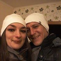 Henrietta Tóth (selyemheni)