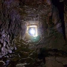 The Mine Slowly Withdraws Back Into The Earth Victoria Goldfields Mining Mines Goldmine Canon Ballarat Ballarat Urban Area Urban