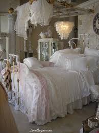 20815 Romantic Vintage Bedroom Jpg 550 735 Shabby Bedroom Shabby Chic Bedrooms Chic Bedroom