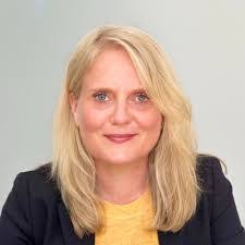 Anna Bilek's Instagram, Twitter & Facebook