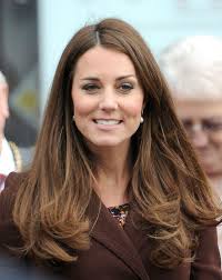 Pregnant With Prince George Kate Middleton Hair Brunette Hair Color Long Hair Styles