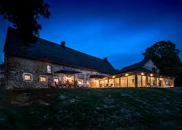 Location Gite D Exception Avec Piscine Interieure Chauffee En Auvergne