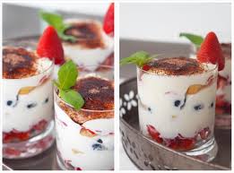 Leichtes Erdbeer Tiramisu Fruchtig Frisch Lecker Wiewowasistgut Com Rezept Lecker Nachtisch Thermomix Erdbeer Tiramisu