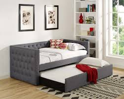 Get helpful advice about daybed frames, mattresses, trundle beds, and bedding. Grey Tufted Trina Daybed With Trundle Urban Furniture Outlet