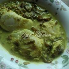 Contoh, masa nana memasak masak lemak udang, saya menyarankan nana memasak masak lemak cili padi stail nogori, tetapi dia memilih cara dia sendiri. Resepi Jantung Pisang Masak Lemak