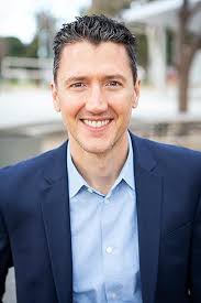 People Driven Leadership: How the Best 9-1-1 Centers Inspire Positive  Change (The Healthy Dispatcher series): Timm, Adam: 9780578666419:  Amazon.com: Books