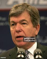 106 Henry Blunt Stock Photos, High-Res Pictures, and Images