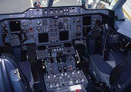 Normal, le cockpit de l'ancien avion cargo est celui d'un airbus. Aircraft Technicwhy Does Airbus Beluga Have Yoke Instead Of Side Stick Aircraft Technic