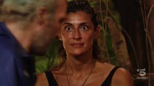 Cena al ristorante a base di pesce, passeggiata a braccetto per le vie della capitale. Isola Dei Famosi La Dura Reazione Di Elisa Isoardi Per L Esito Del Televoto