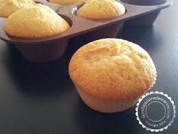 Base Cupcakes Cupcakes A La Vanille Recette Cupcake Recette Thermomix Dessert
