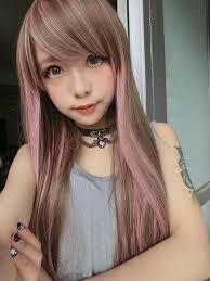 Such A Cutie Pastel Pink Streaks Brown Straight Hair Brown Hair Dye Dyed Hair
