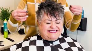 STYLISH & EASY: Angela’s New Look