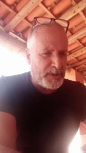 Em nome de...., Em nome da democracia, em. Nome da humanidade, em nome de  Deus e de Alá, em. Nome da tolerância, em nome da cidadania e em nome de  tanta merda os sistemas políticos, idologicos, ...