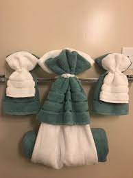 It's a quick and easy diy bathroom decor idea that can immediately transform your bathroom. Pin By Araceli Morales On Bathroom Ideas Diy Bathroom Design Bathroom Towel Decor Bathroom Towel Storage