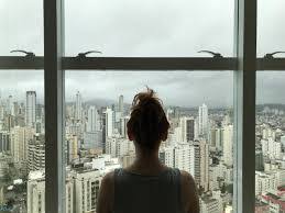 تفسير حلم القطار السريع في المنام دليل على السفر لها ولزوجها وتغيير الأحوال المادية. ØªÙØ³ÙŠØ± Ø­Ù„Ù… Ø´Ø®Øµ ÙŠÙØªØ­ Ø§Ù„Ø´Ø¨Ø§Ùƒ ÙÙŠ Ø§Ù„Ù…Ù†Ø§Ù… Ù„Ø§Ø¨Ù† Ø³ÙŠØ±ÙŠÙ† Ù…ÙˆØ³ÙˆØ¹Ø© Ø§Ù„Ù…Ø¯ÙŠØ±