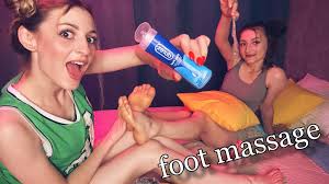 Olchik asmr massage my sister 🦶 sleepy satisfaction asmr 💤