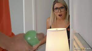 Uptown Jenny Slippery When Wet MILF Bangs Stepson