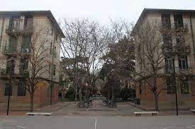 El nombre del barrio nace del diminutivo de chácara o chacra, voz quechua que significa granja, quinta o fundo.en este caso, se trataba de la chacra del colegio que la compañía de jesús tenía en las afueras de la ciudad de buenos aires hacia mediados del siglo xviii. Hoy Es El Cumpleanos De Chacarita Nueva Ciudad