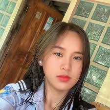 Makikipaengage ka sa baba marami yayakap sayo