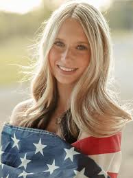 Photo Finish Weeks, LLC (@photofinish.weeks) • Instagram photos and videos