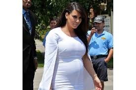 He knows that she's done, a source tells people about kanye west and kim kardashian, who is working with top divorce lawyer laura wasser. Kim Kardashian Scheidung Vollzogen