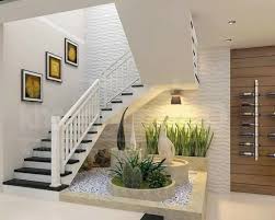 Semakin sejuk dan indah, cocok untuk bersantai ria bersama keluarga atapun tamu yang berkunjung di rumah 6. Lingkar Warna 16 Ide Inspiratif Taman Kering Di Bawah Tangga