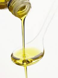 Shine Free How To Deal With Excessively Oily Skin Or Shiny Skin Oils Hairball The Cure