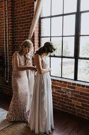 Real Wedding Kiersten Matt Modern Romantic Barn Wedding In Chattanooga A Be Bridal Shop Barn Wedding Gorgeous Wedding Dress Hanging Wedding Dress