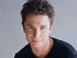 Dominic Keating