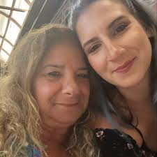 When to switch lab puppy to adult food?