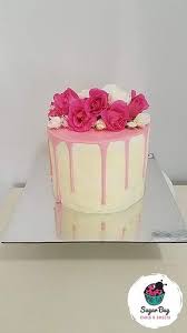 Pin On Cakes With Flowers