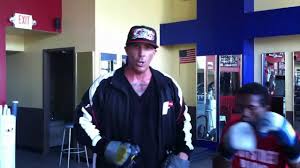 Quickest hands/main street boxing - YouTube