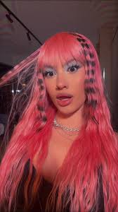 Videoclipuri postate de Erika Isac (@erikaisac) cu Tupeista