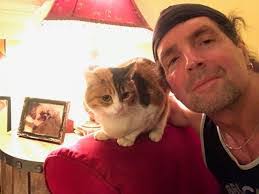 Tom Winch's Instagram, Twitter & Facebook