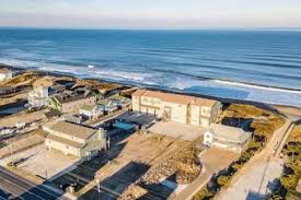 If you've ever thought it would be cool to stay in a vacation rental that belonged to someone you know on the message board, now's your chance! Outer Banks Vacation Rentals Seaside Vacations