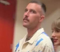 Shane Muse's Instagram, Twitter & Facebook