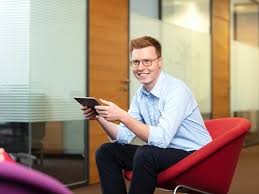 The latest from deutsche bank and the world of finance. Crowdinvesting Regionale Projekte Finanzieren Profitieren Mit Der Vr Crowd Wurzburg Erleben