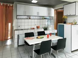 Contek desain dapur minimalis sederhana yang inspiratif ini untuk tampilan dapur yang modern, stylish, dan mempesona. 70 Desain Dapur Dan Ruang Makan Sederhana Yang Menjadi Satu Disain Rumah Kita