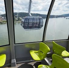 Schwebend auf die festung, zum weihnachtsmarkt und weihnachtshopping … das macht die seilbahn koblenz in diesem jahr für ihre gäste möglich. Seilbahnen Fur Nrw Von Der Strasse In Luftige Hohen Welt