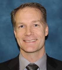 Executive Seminar Features Hospital CEO Dr. David Hess