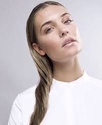 If you have zero time, let your hair air dry while you're in the car or walking to. 15 Stylish Wet Hairstyles