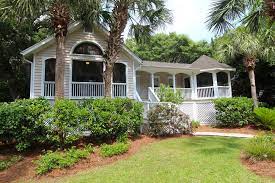 Check spelling or type a new query. Island Garden Living Simple And Uncomplicated Lush Landscape Commercial Landscaping Garden Living Landscape