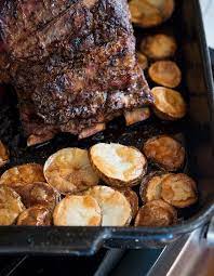 While others suggest putting the prime rib in we roasted 5 boneless prime rib roasts, carefully monitoring the thermal state of each roast. How To Cook Perfect Prime Rib Closed Oven Method Feast And Farm
