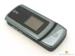 Motorola KRZR K3 review: New party star ...