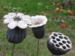 Magali Bruchet Sculptures De Jardin Sculpture Jardin Fleurs En Ceramique Et Poterie Jardin